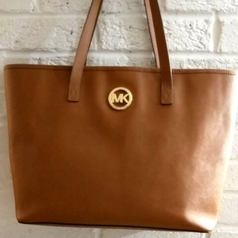 NWOT Michael Kors Acorn  Color Jet Set Travel Saffiano North/South Tote - Large